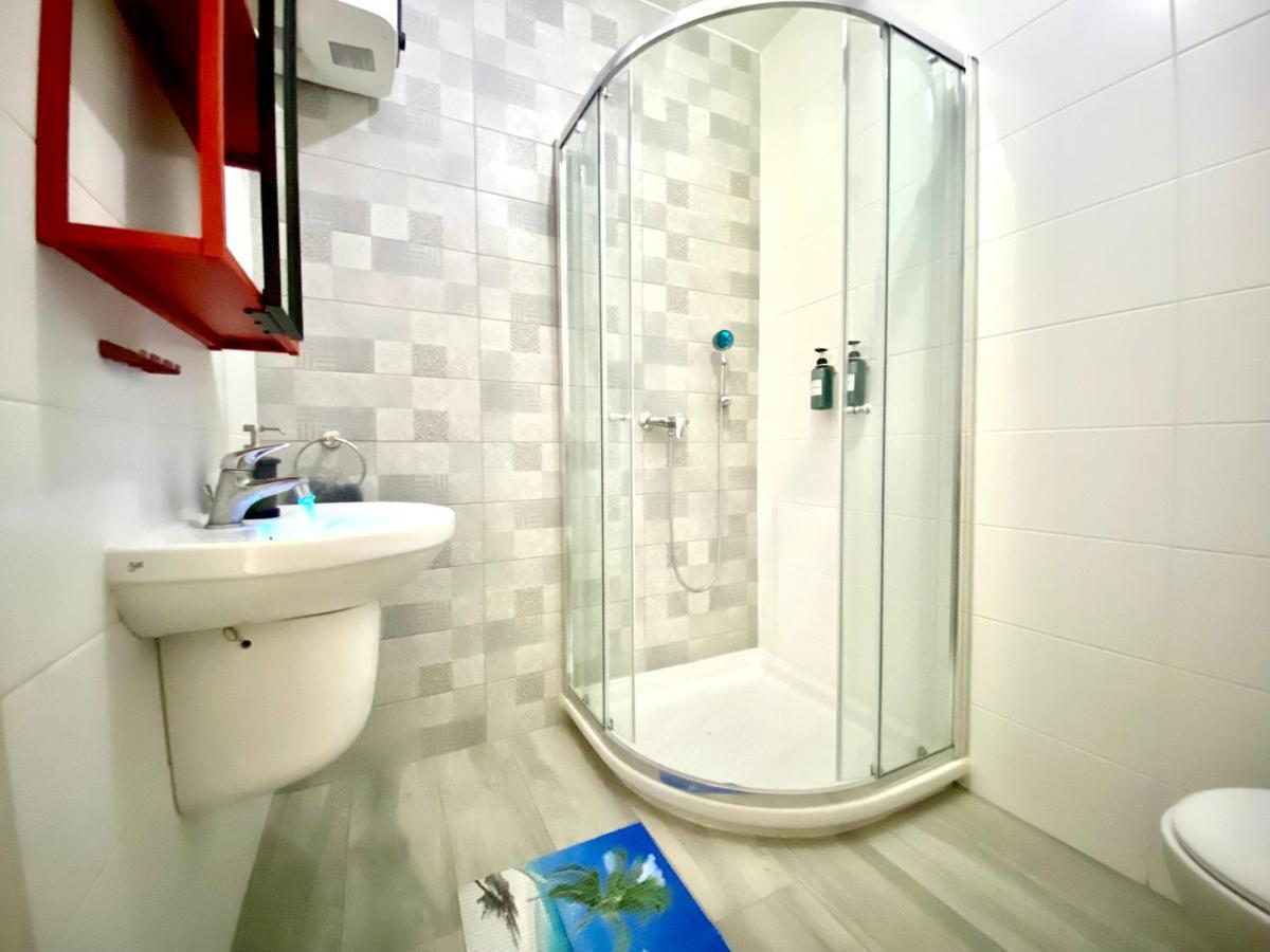 Central- Private En-Suite With Balcony In Shared Residence Pietà Kültér fotó